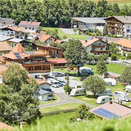 Woodlodge Tannenhuette Dom wakacyjny Ried im Oberinntal